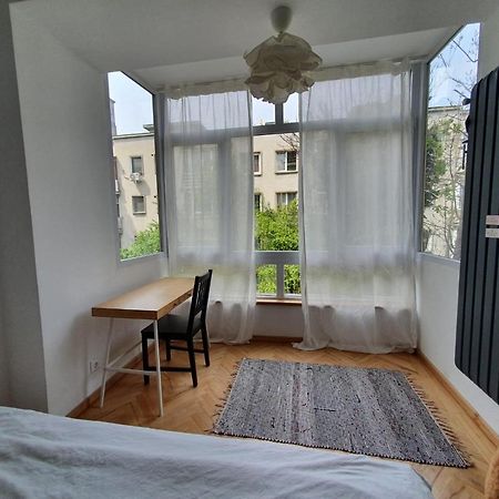 Spacious And Quiet 1Br Apartment In Floreasca Bukarest Exteriör bild