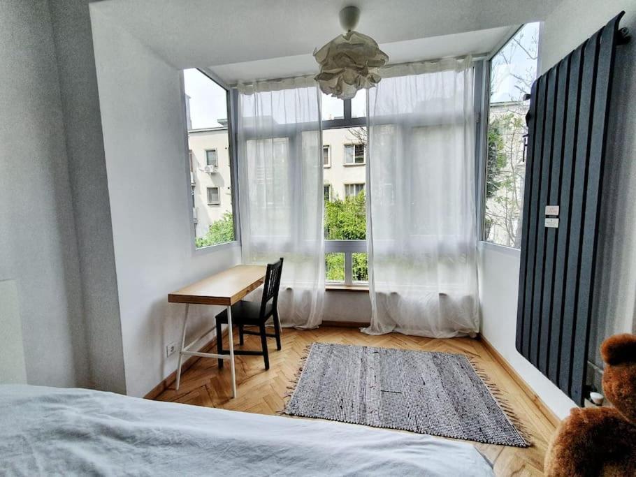 Spacious And Quiet 1Br Apartment In Floreasca Bukarest Exteriör bild